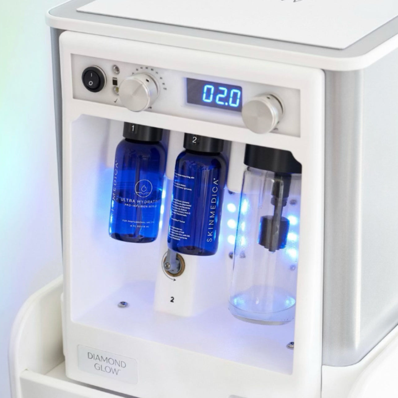 DiamondGlow facial treatment at Haus of Youth in North Hollywood – professional skincare device